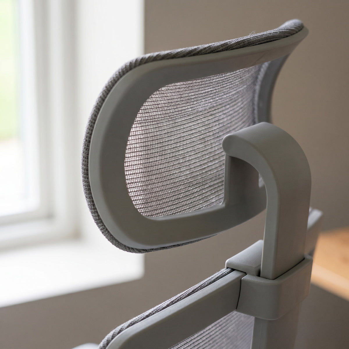 Open Mesh Headrest